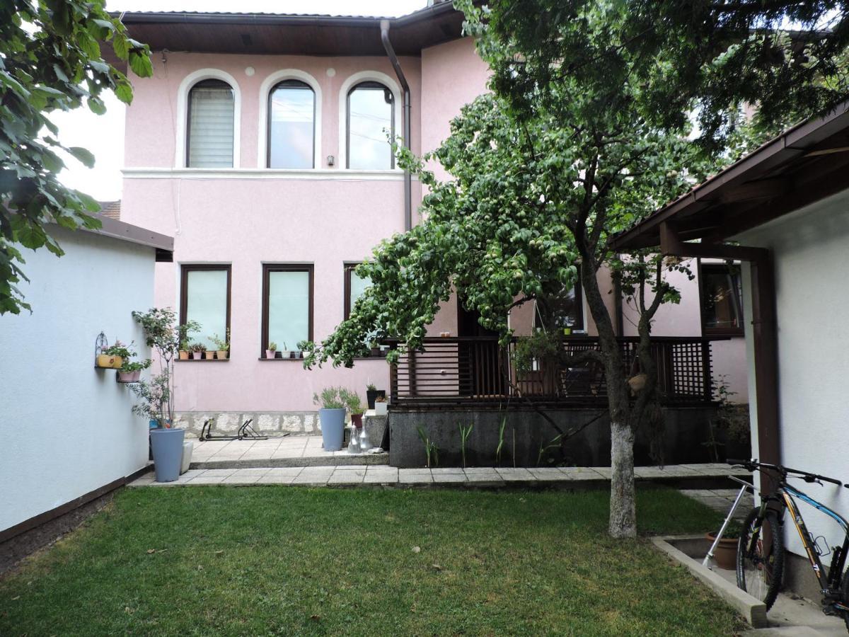 Apartments Music, Garden And Free Parking SJJ Exterior foto